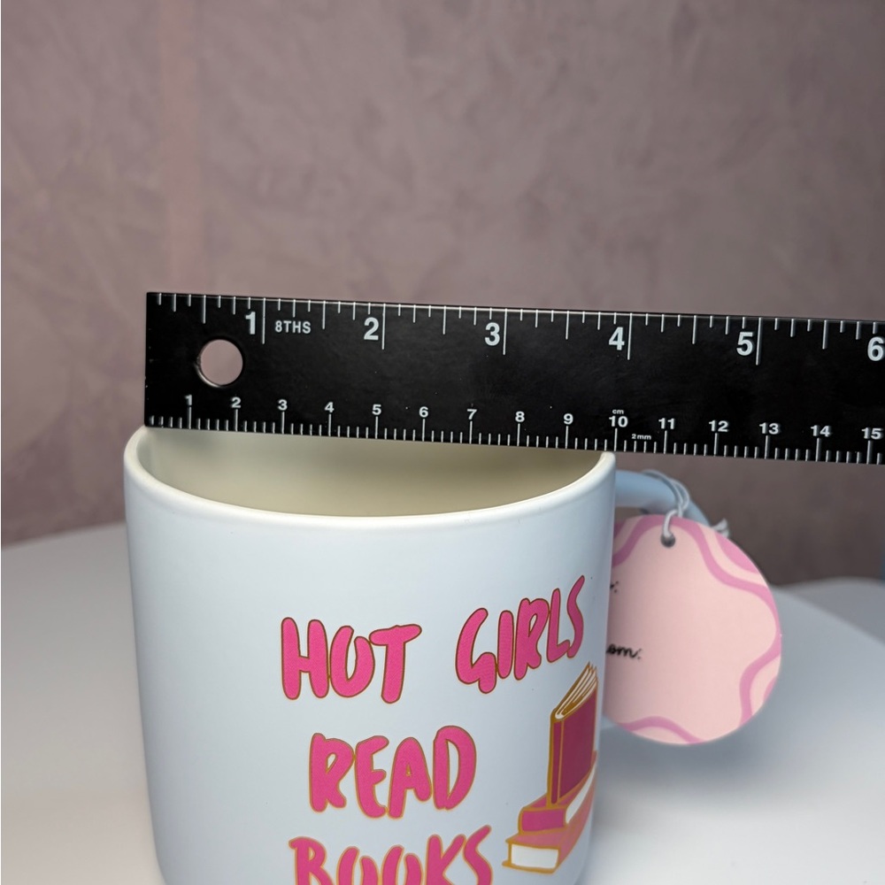 Hot Girls Read Books Mug with Book Design - Picture 10 of 11